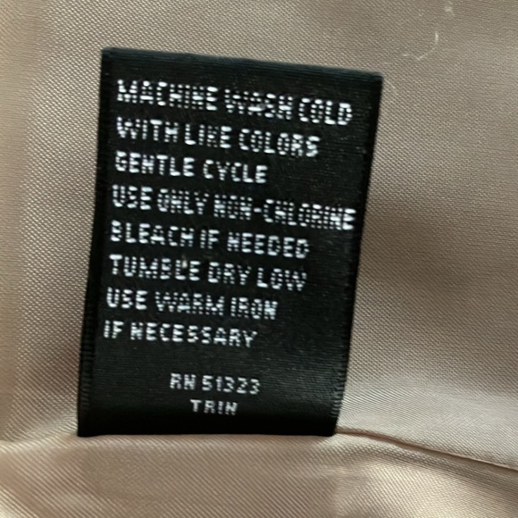 Josephine size 12 suit - Picture 9 of 9